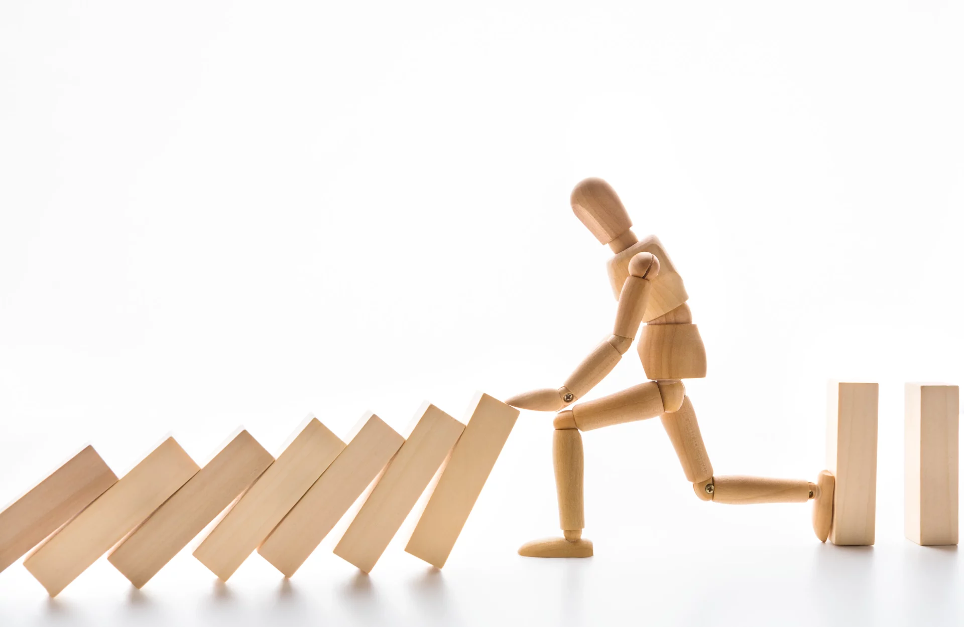 属人化とは？意味・原因・リスクから防止策まで徹底解説